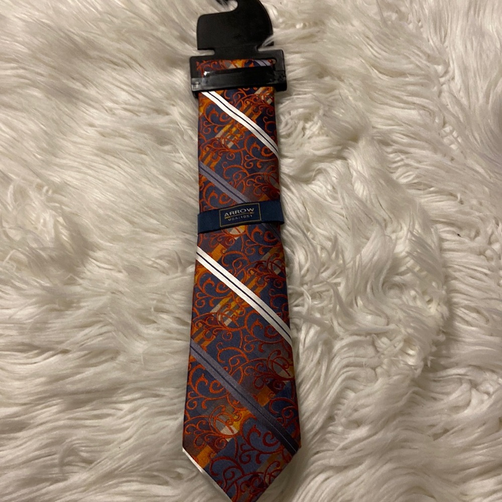 Arrow Man Tie brand new with tags